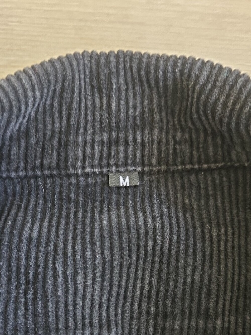Men's Black Corduroy Button-Up Jacket - Classic Workwear Style - Picture 2 of 6